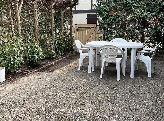 Maison A 300m De La Plage, Quartier Calme *