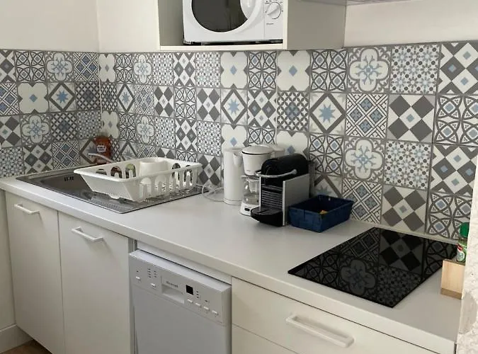 Maison A 300m De La Plage, Quartier Calme Сasa de vacaciones