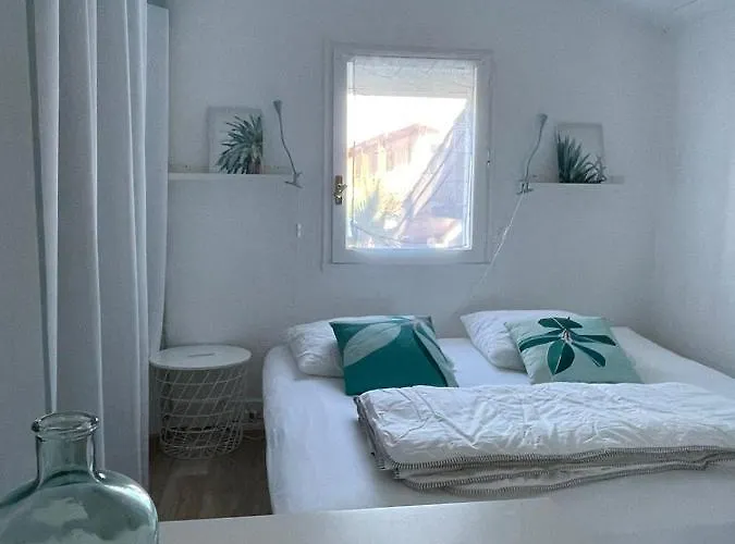 Maison A 300m De La Plage, Quartier Calme *